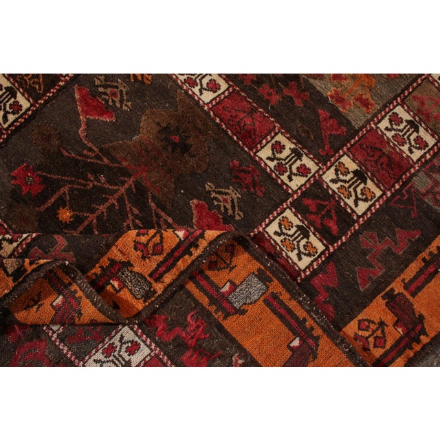 1950s Vintage Mid-Century Kilim Brown Red Vase Floral Pattern For Sale - Image 4 of 6