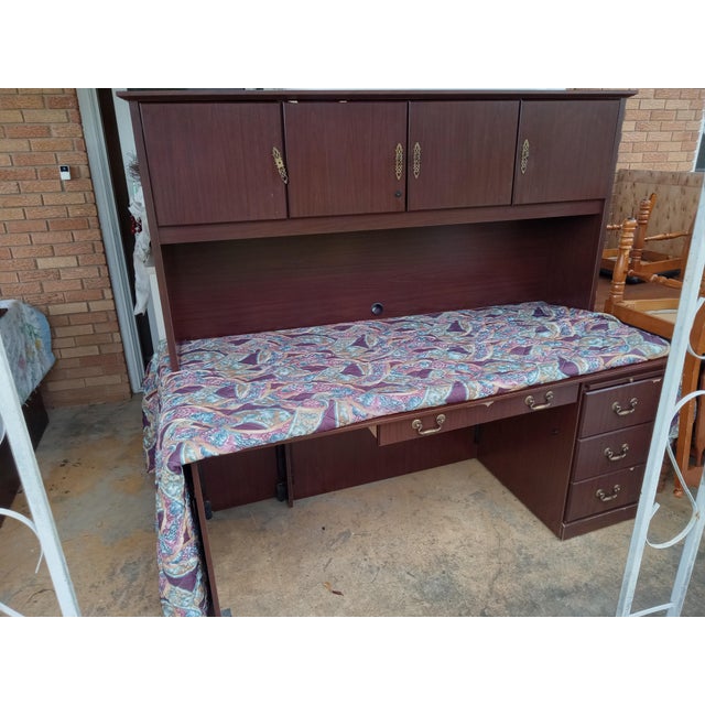 Kimball International Executive Office Desk Set For Sale - Image 11 of 12