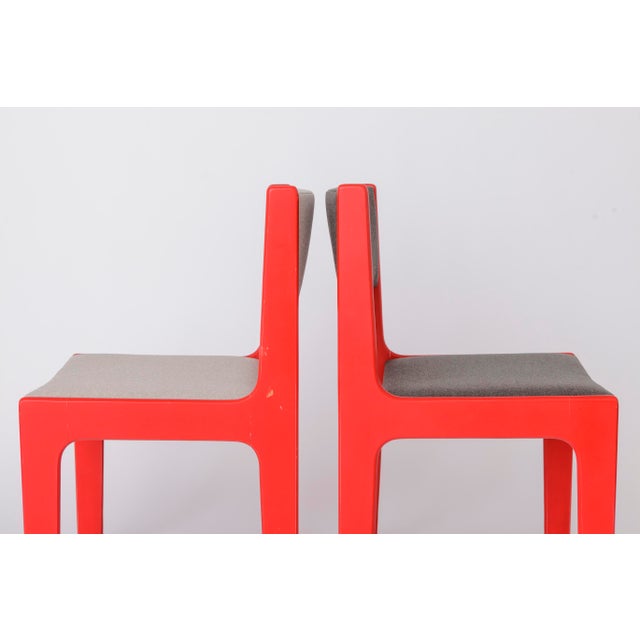 Casala Mid-Century Modern Red Lacquered Beech Dining Chairs from Casala, Germany, 1950s, Set of 5 For Sale - Image 4 of 11