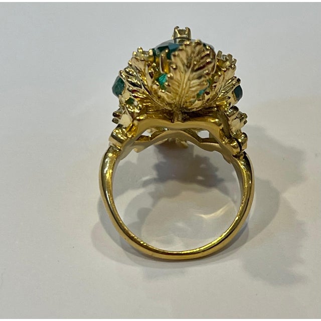 2010s 7.5 Carat Natural 4 Oval Cut Emerald & Diamond Flower Ring 18 Karat Yellow Gold, Size 3.75 For Sale - Image 5 of 18