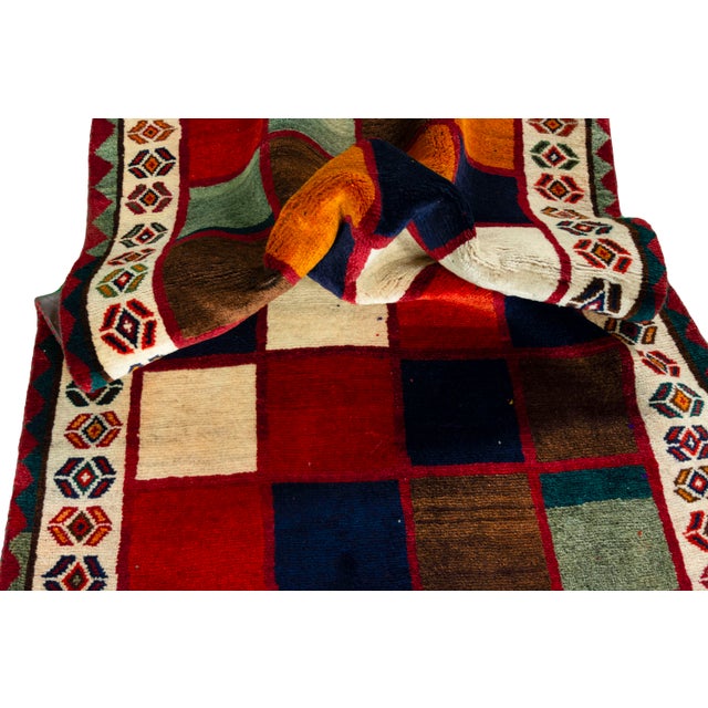 Green Hand-Knotted Gabbeh Rug in Wool For Sale - Image 8 of 10