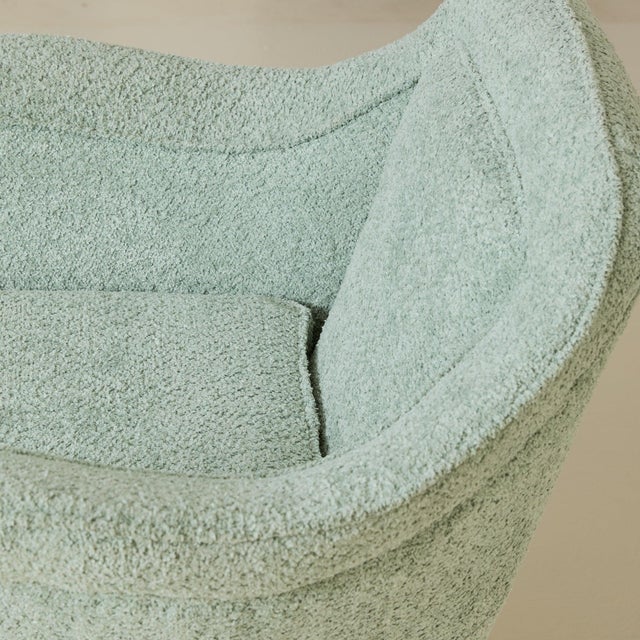 Italian Armchair with Boucle Upholstery in the Manner of Gio Ponti, 1950s For Sale - Image 11 of 11