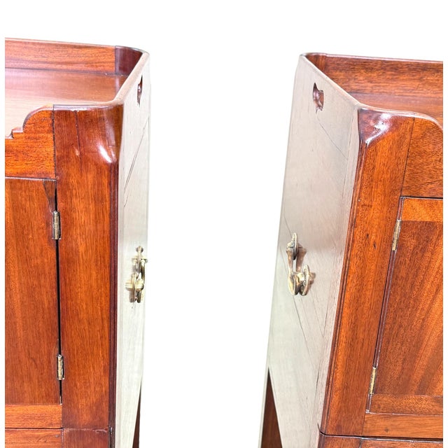 18th Century Georgian Mahogany Bedside Night Tables, 1760, Set of 2 For Sale - Image 5 of 12