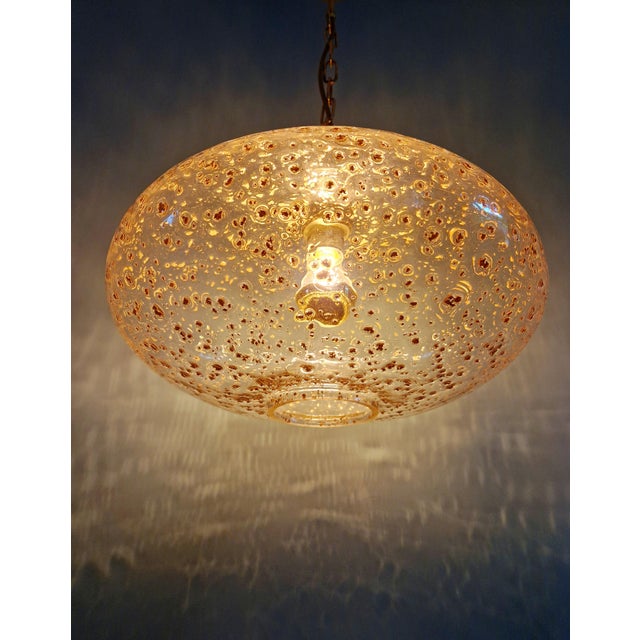 Large Vintage Pendant Light in Clear Glass Inlaid with Gold Glitter, Germany, 1970 For Sale - Image 4 of 12