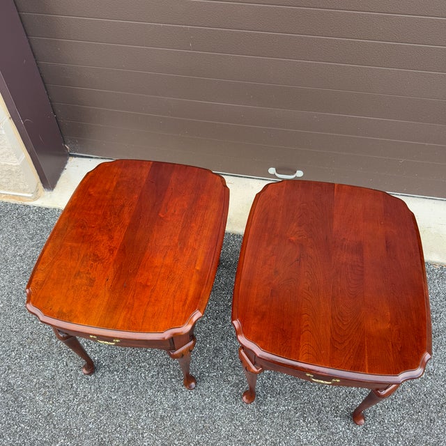 American 1990s Pennsylvania House Queen Anne Solid Cherry 1 Drawer Bowfront Side Tables - A Pair For Sale - Image 3 of 15