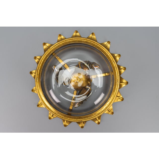 Gilt Metal and Clear Glass Sunburst Shaped Flush Mount or Wall Light, 1950s For Sale - Image 13 of 18