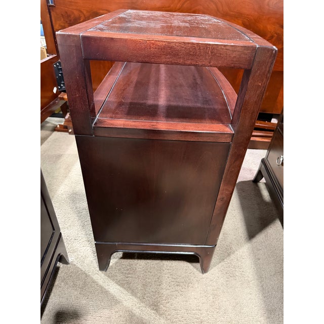 Contemporary Thomasville Mahogany Nightstand For Sale - Image 3 of 6