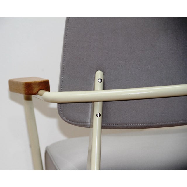 Executive Chair by Jean Prouvé for Vitra For Sale - Image 13 of 13