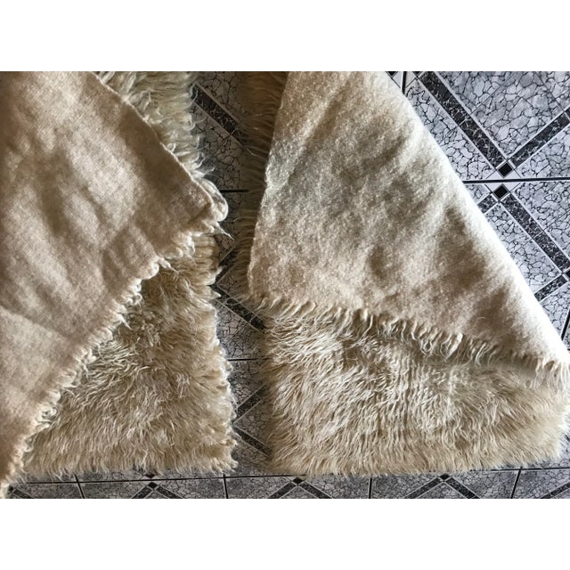 1970s Small Woolen Rugs in Cream Color, 1970s, Set of 2 For Sale - Image 5 of 16