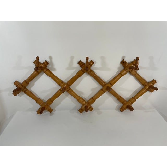 French Country 1950s Expandable Bulgarian Faux Bamboo Wooden Coat and Hat Rack For Sale - Image 3 of 18