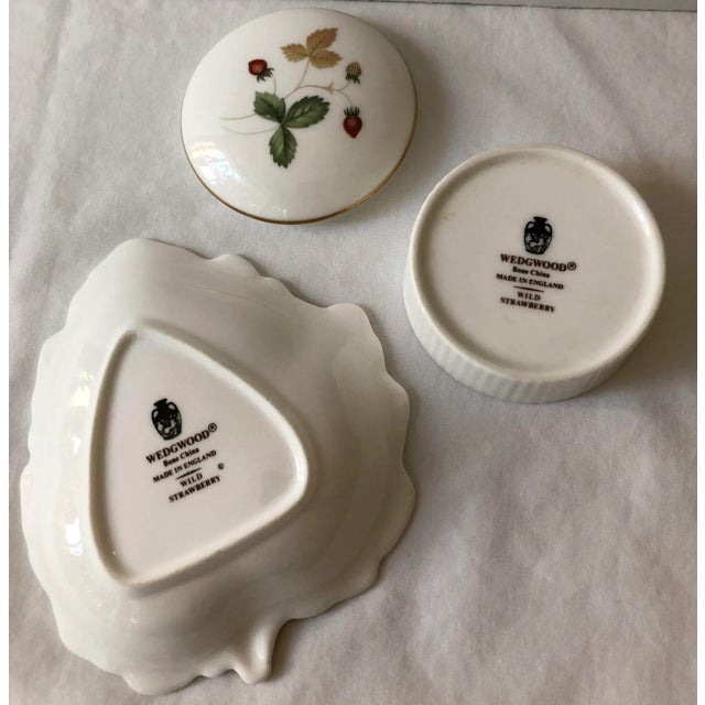 English Wedgwood Wild Strawberry Dish & Trinket Box | Chairish