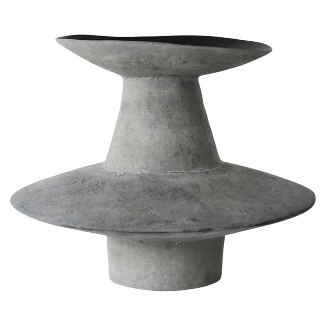 Unda Vase by Imperfettolab For Sale