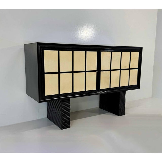 Italian Art Deco Sideboard in Parchment with Black Lacquer and Blue Mirror, 1940s For Sale - Image 9 of 18