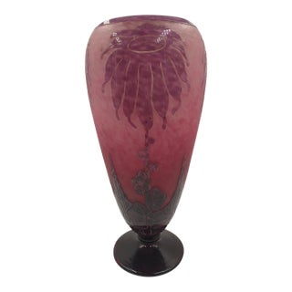 Le Verre Français "Dalias" Acid-Etched Cameo Glass Pedestal Vase by Charles Schneider, 1920s Art Deco For Sale