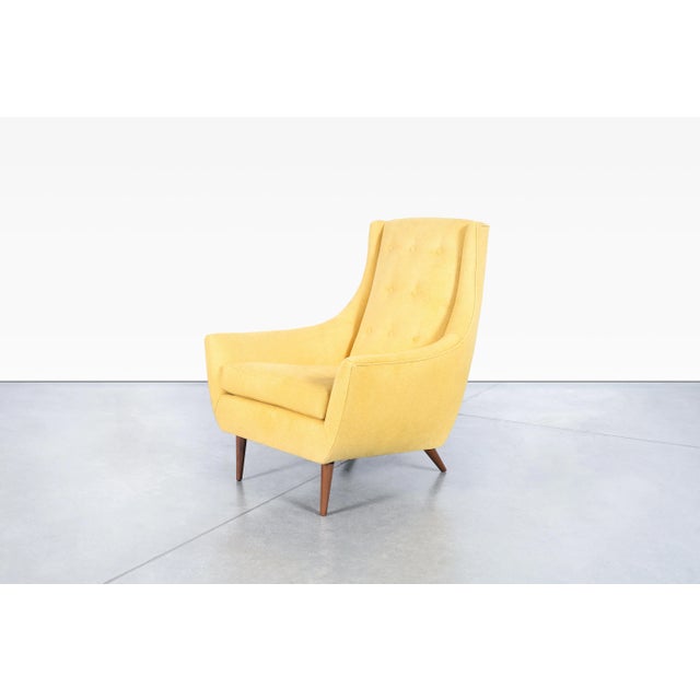 Mid-Century Modern Sculptural Walnut High-Back Lounge Chairs, 1960s For Sale In Los Angeles - Image 6 of 12