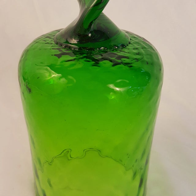 Mid-Century Modern Italian 1950s Empoli Green Optic Twisted Stem Vase For Sale - Image 3 of 4