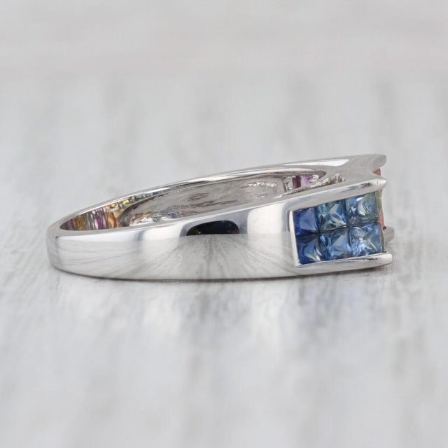 2010s 0.70ctw Rainbow Sapphire Ring 14k White Gold Size 7 Stackable For Sale - Image 5 of 8
