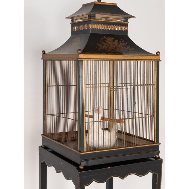 Regency Style Tole Birdcage on Stand, Usa 20th Century For Sale - Image 4 of 10