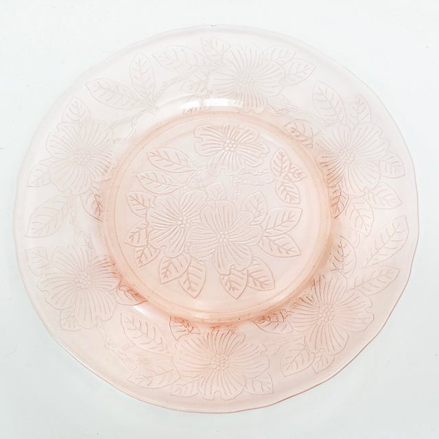 Beautiful set of six vintage 1930s Macbeth-Evans pink Dogwood floral plates. These elegant light pink Depression glass...