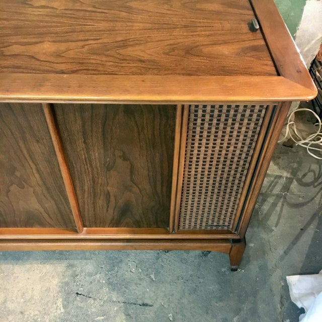 1968 Magnavox Stereo Console With Record Player Chairish