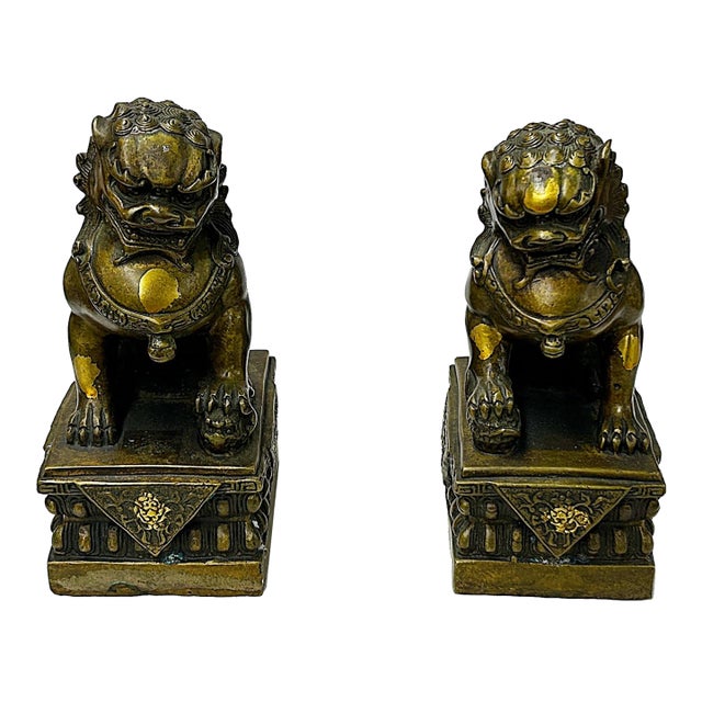 Pair Vintage Copper Color Metal Rustic Fengshui Foo Dog Lions Figures For Sale