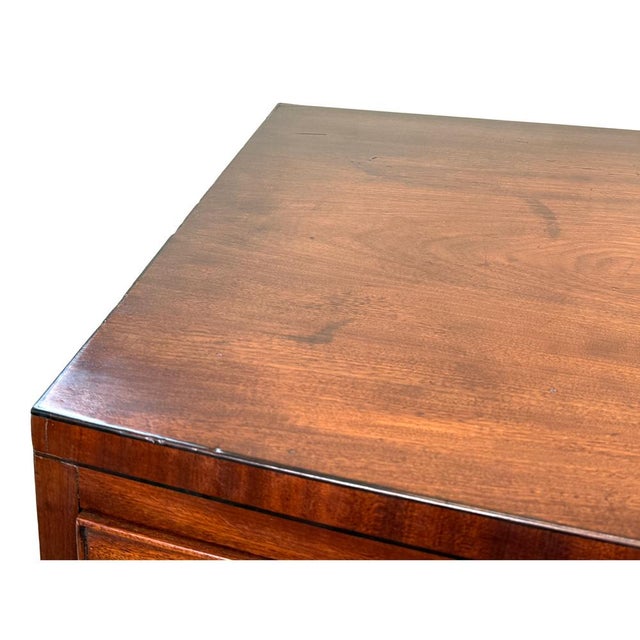 Late 18th Century George III Bowfront Mahogany Chest of Drawers, 1790 For Sale - Image 5 of 12