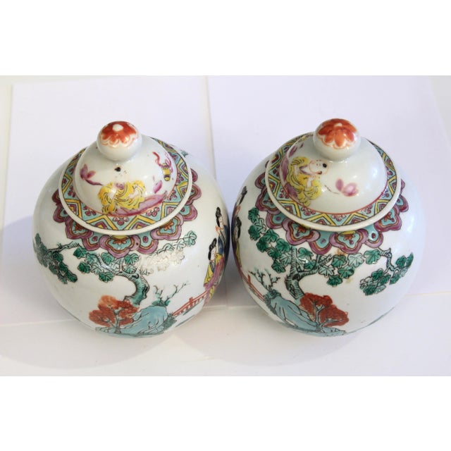 Pair of Antique Chinese Porcelain Ginger Jars Vases Covers, Kangxi Marks Matched For Sale - Image 10 of 12
