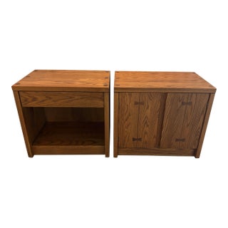 Vintage Mid Century Modern Solid Oak Conant Ball Nightstands, Set of 2 For Sale
