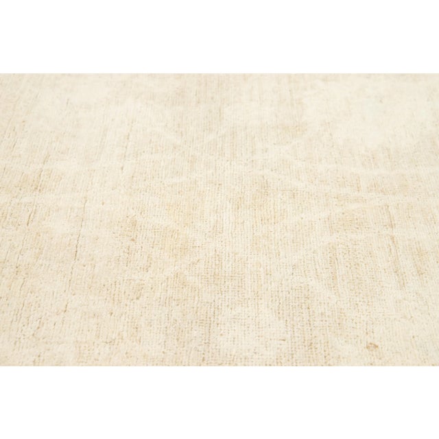 Room Size Modern Peshawar Handmade Wool Rug With Floral Design For Sale - Image 4 of 9