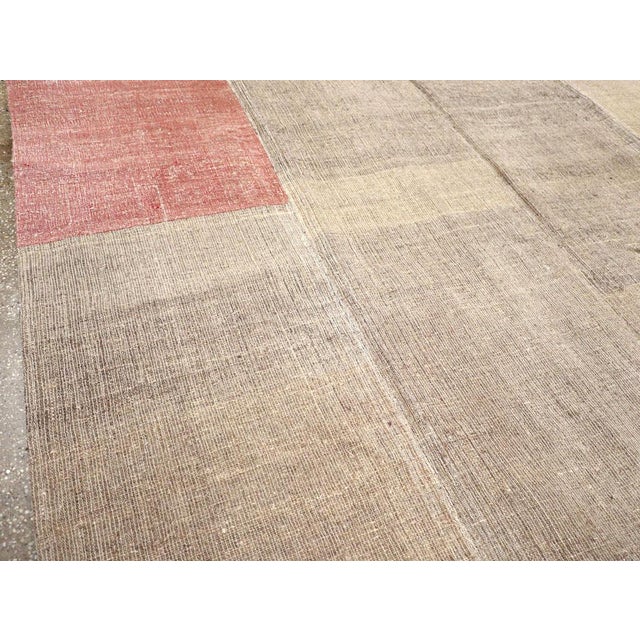 Rustic Galerie Shabab Collection Mid-20th Century Turkish Flatweave Kilim Room Size Rug For Sale - Image 3 of 8