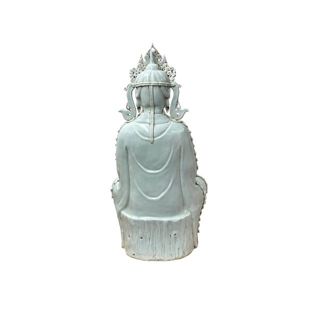 Pale Celadon White GuanYin Bodhisattva Tong Style Porcelain Statue For Sale - Image 4 of 10