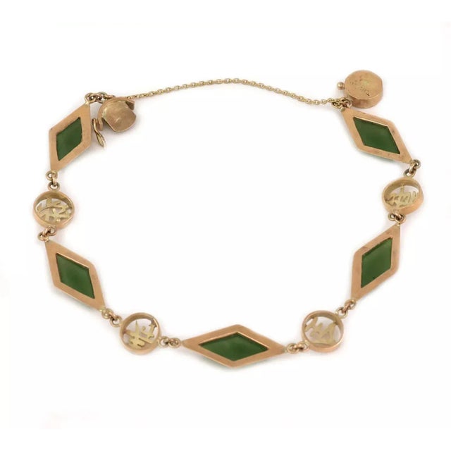 Contemporary 20253 - Green Jade Oriental Style Rhombus 14k Yellow Gold Link Bracelet For Sale - Image 3 of 4
