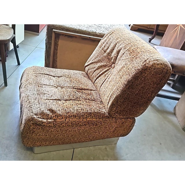 Vintage Lounge Chair in White, 1970s For Sale - Image 11 of 15