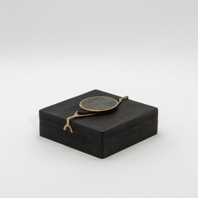 Kifu Paris Set of 2 Boxes in Shagreen With Semi-Precious Stone and Brass by Kifu Paris For Sale - Image 4 of 8