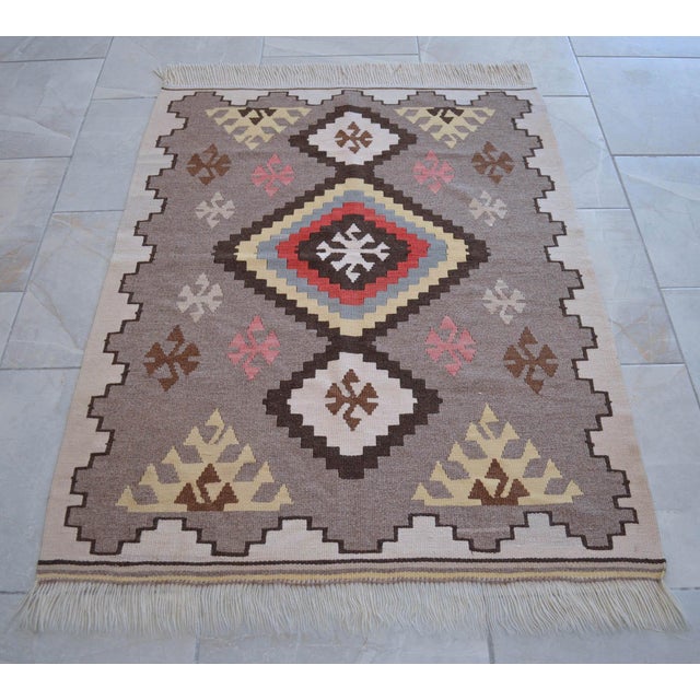 Textile 1980s Navajo Style Kilim Rug Hand Woven Flat Weave Area Rug 3x4 Ft For Sale - Image 7 of 15