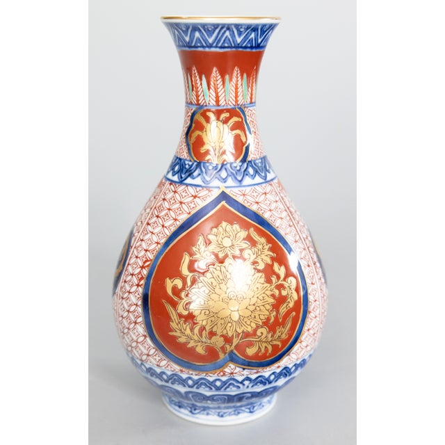 Mid-20th Century Chinese Imari Baluster Vase For Sale - Image 10 of 10