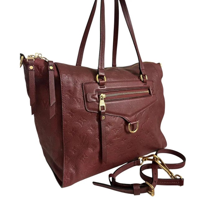 2010s Lumineuse leather handbag For Sale - Image 5 of 12