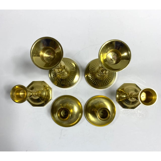 Vintage Graduated Brass Candlestick Set of 6 – Hollywood Regency Table Candle Holders For Sale - Image 4 of 10