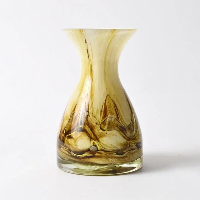 Mid-Century Modern Vintage Cream and Brown Mottled Glass Vase from Schott Zwiesel, 1970s For Sale - Image 3 of 12