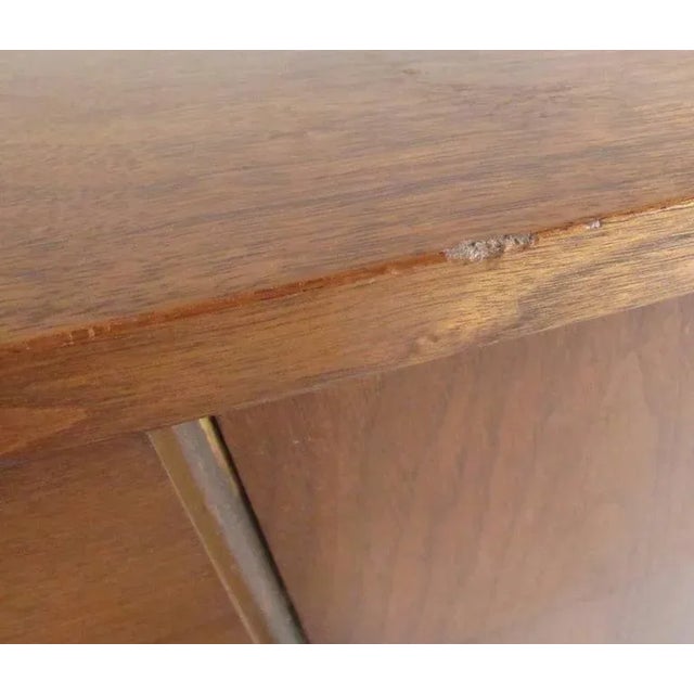 1960s Mid-Century Bedroom Dresser For Sale - Image 4 of 10