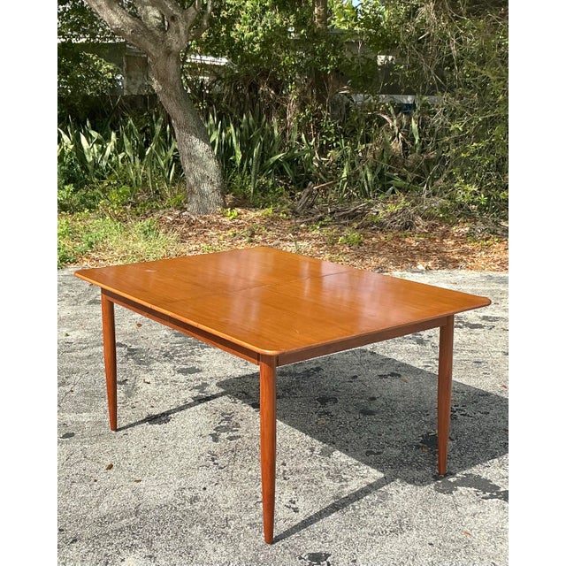 Vintage Mid-Century Modern Extendable Dining Table For Sale In West Palm - Image 6 of 11