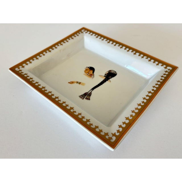 Jaipur Style French Porcelain Vide-Poche or Ashtray With Indian Miniature Portrait For Sale - Image 13 of 17