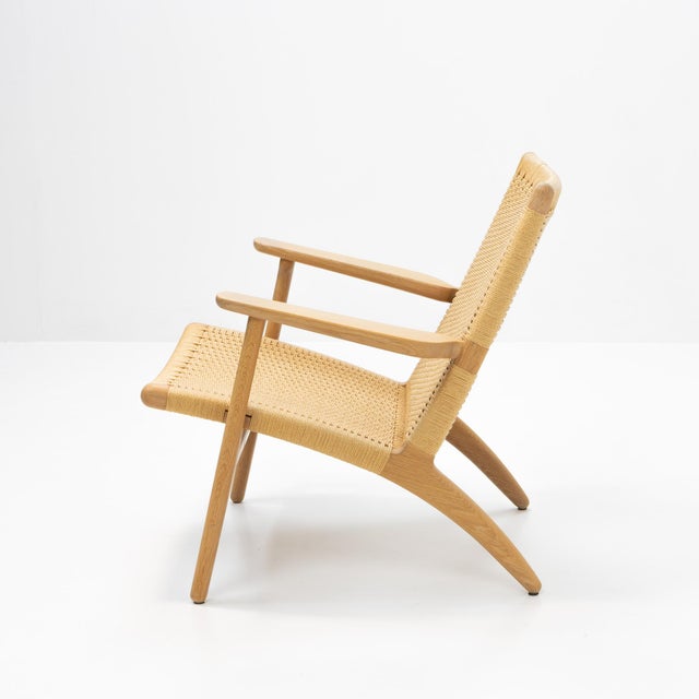 2000 - 2009 CH25 Lounge Chair by Hans J. Wegner for Carl Hansen, 2000 For Sale - Image 5 of 12