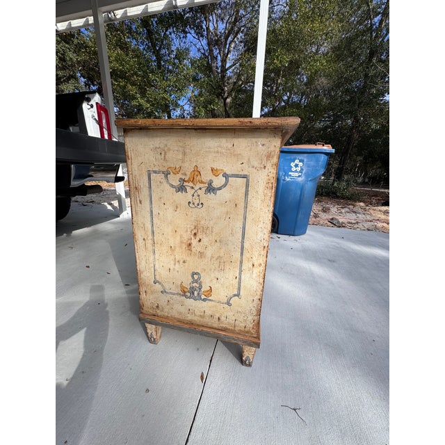 19th Century Venetian Style Chest of Drawers For Sale - Image 13 of 13
