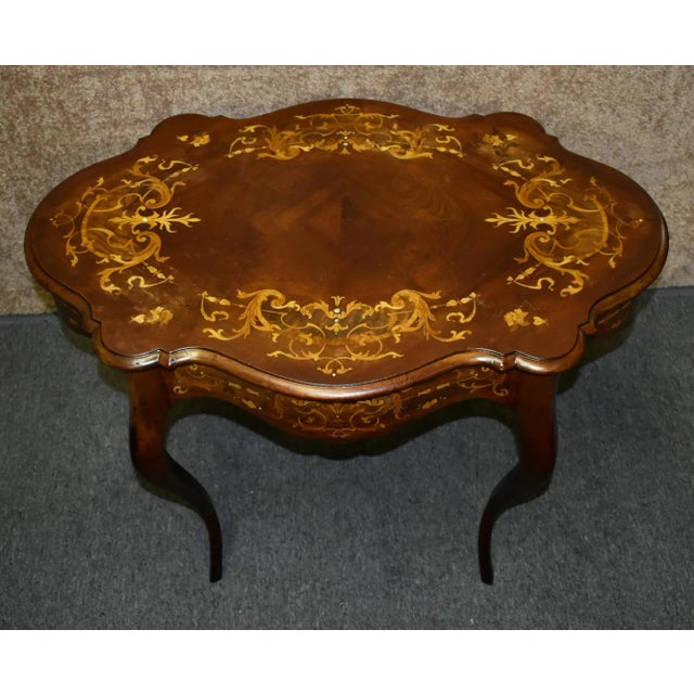 Inlaid Mahogany Table Renaissance Revival Turtle Top Parlor 1900s Victorian For Sale - Image 4 of 13