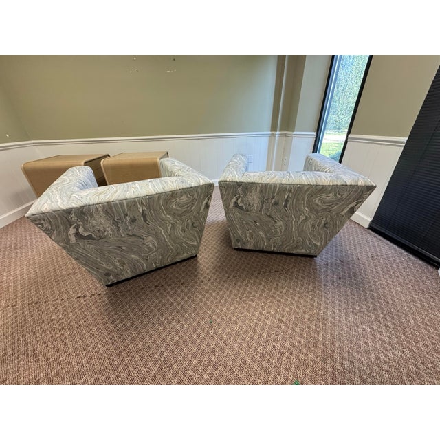 Textile Lee Industries Modern Swivel Club Chairs, Set of 2 For Sale - Image 7 of 12