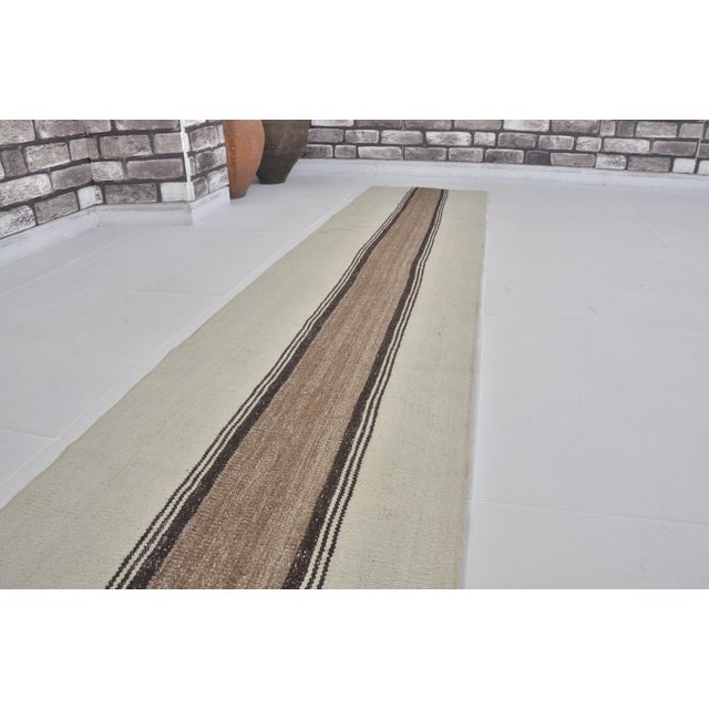 Turkish 1950s Neutral Stripe Anatolian Kilim Rug For Sale - Image 3 of 10