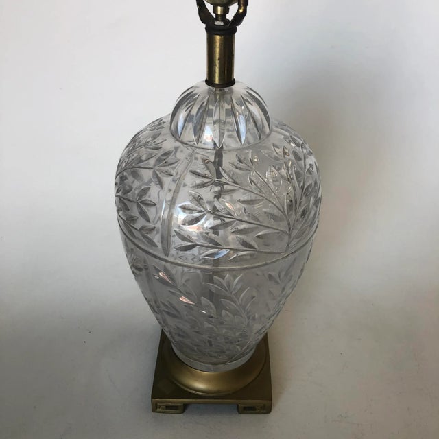 Mid-Century Modern Mid Century Leaf Motif Cut Crystal Table Lamp Witth Brass Hardware For Sale - Image 3 of 7