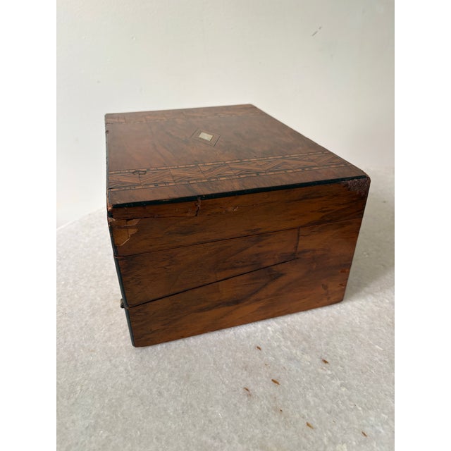 Antique Mahogany English Jewelry Box For Sale In New York - Image 6 of 11