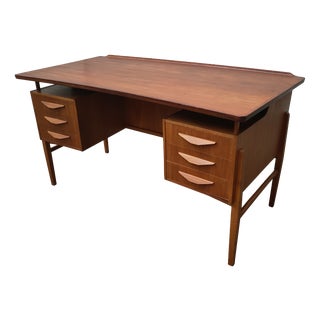 Mid-Century Modern Teak Desk, Denmark, 1970 For Sale